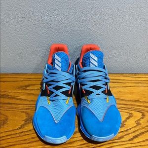 Men’s Adidas Harden Volume 5. Size 10